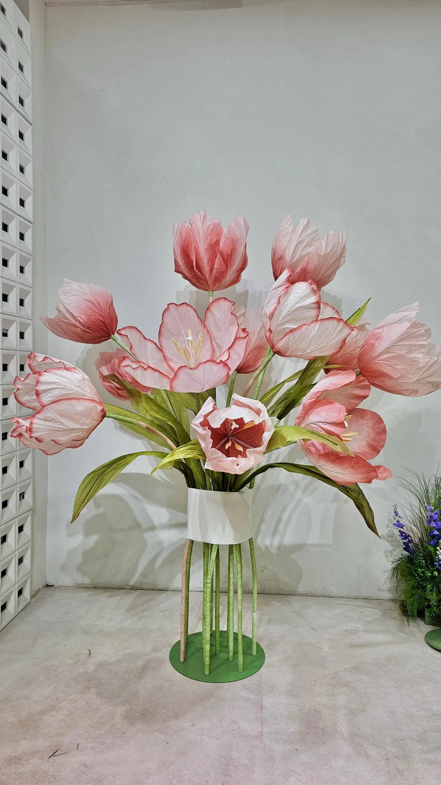 Giant Hand-Painted Silk Tulip Bouquet | Oversized Standing Tulip Decor for Wedding Backdrops & Luxury Window Displays